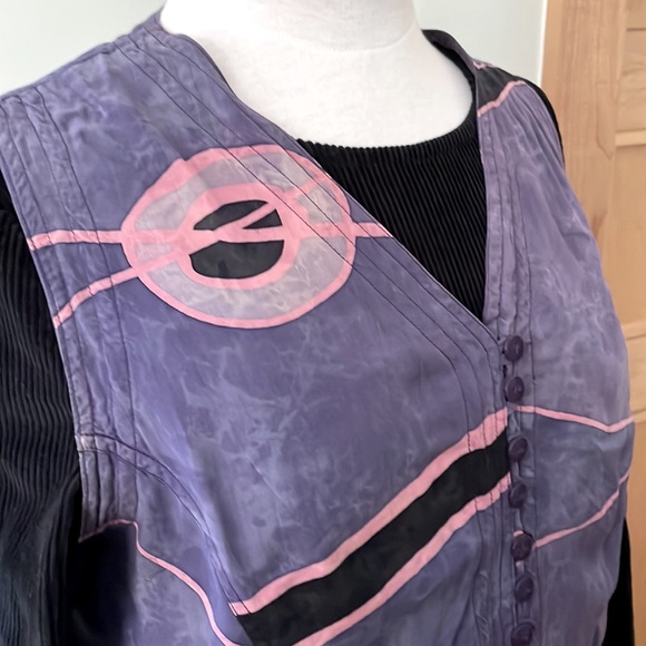 Vintage Y2K Sleeveless Button Down Vest in Purples Pink and Black, Size M - Picture 7 of 14